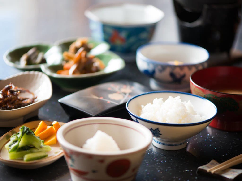 鉄鉱泉本館