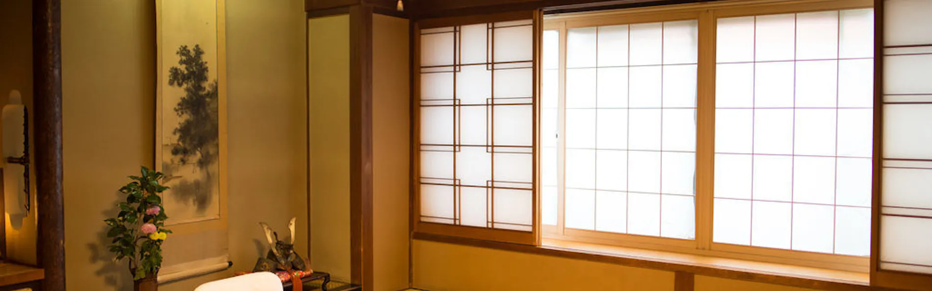 鉄鉱泉本館