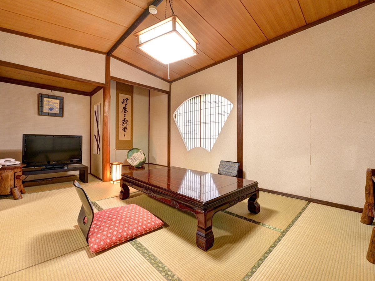 Kamar bergaya Jepang 'Ougi'