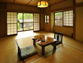 源流の宿　帆山亭