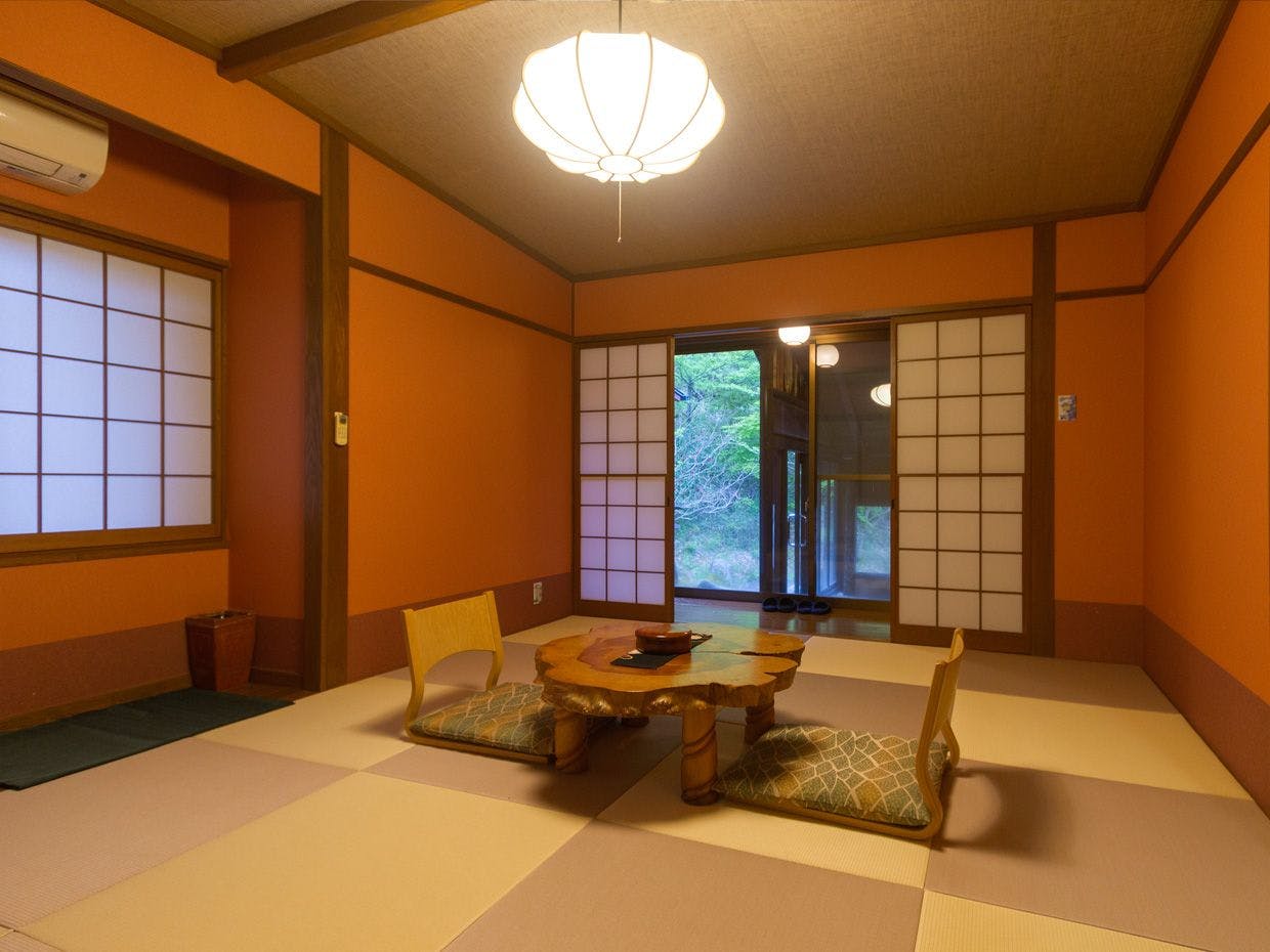 源流の宿 帆山亭