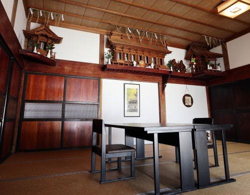 夕食会場の一例