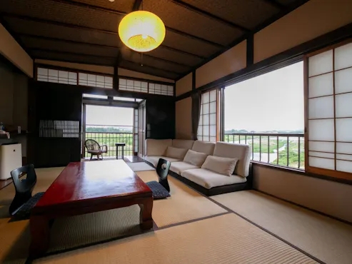 2階角部屋【禁煙】