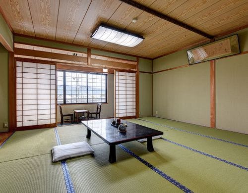 *客室例＜和室10畳～12畳＞