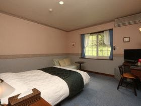 富士山と河口湖を望む高台の宿　クレッシェンド