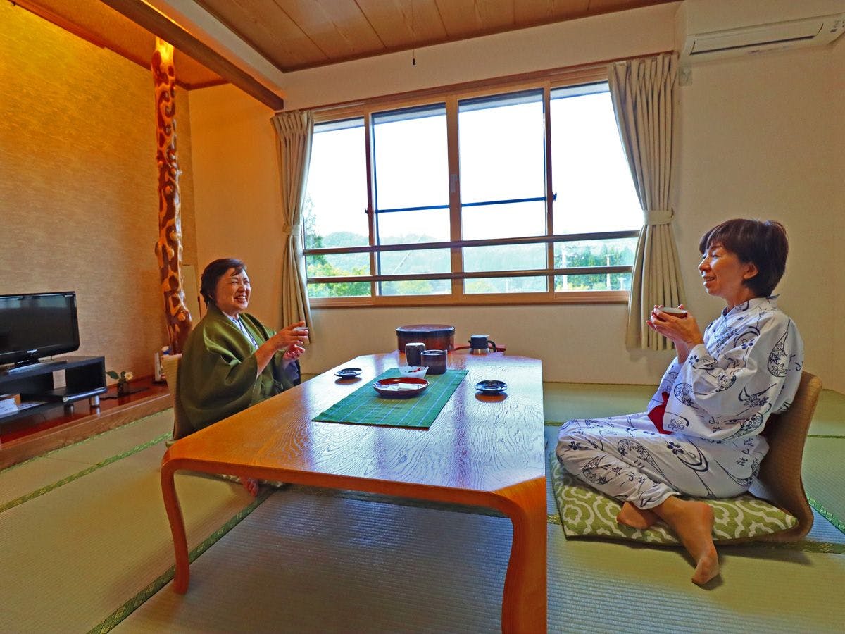 鶯宿温泉　元湯源泉かけ流しの宿　川長（旧：川長山荘）