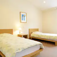 南側ツインルーム