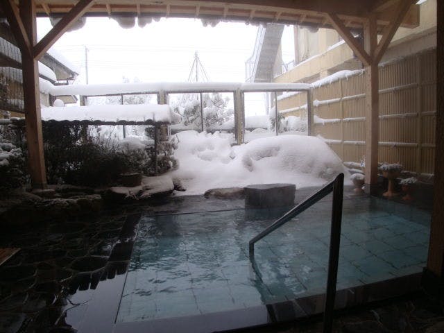 米と酒興と炉端の宿　高橋屋観山荘