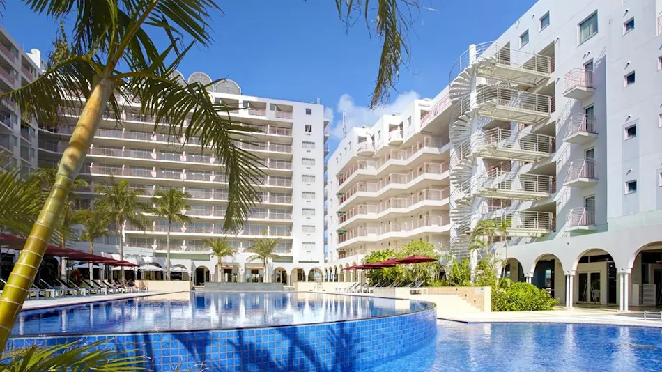 Hotel Mahaina Wellness Resort Okinawa