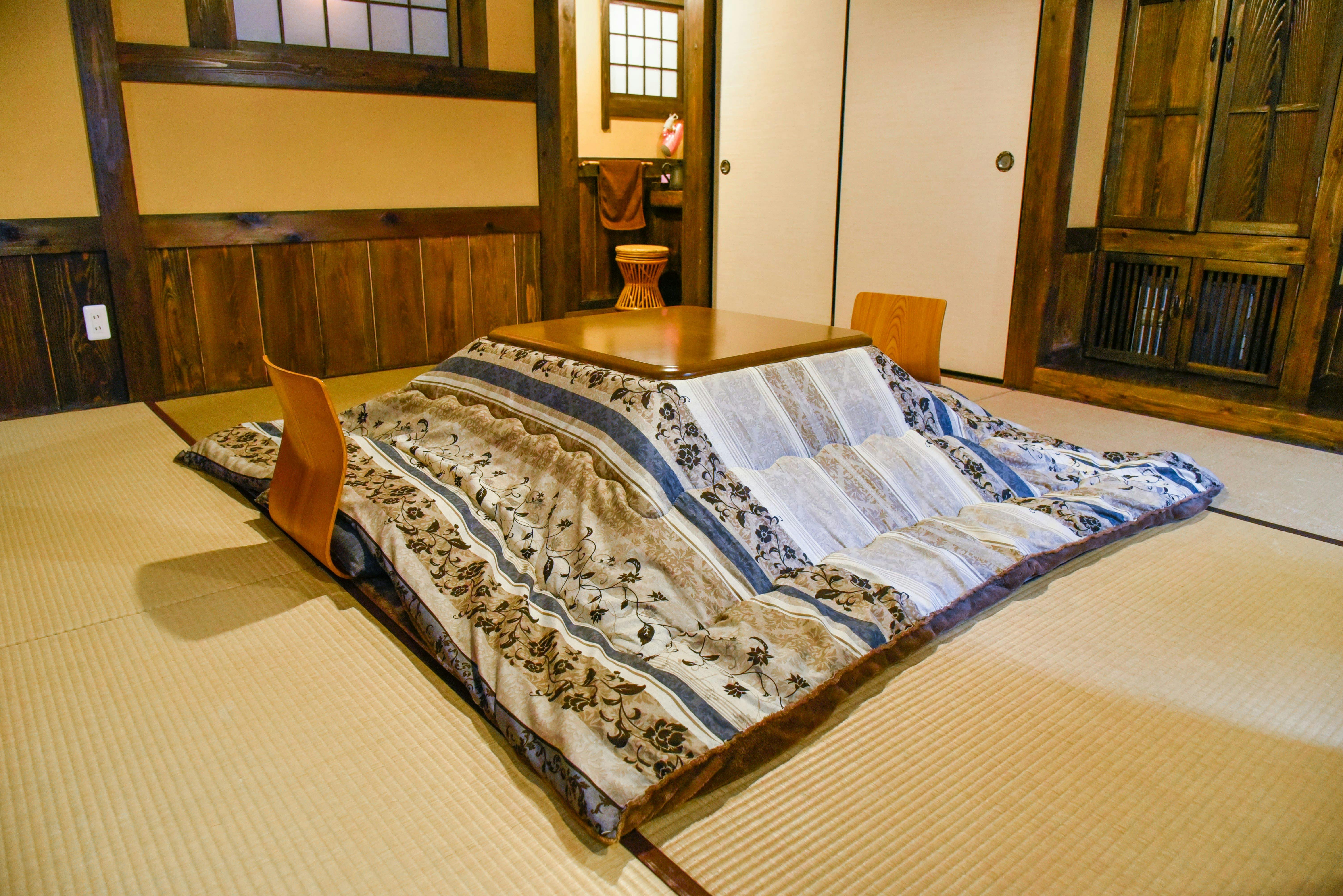 【はなしのぶ】‐居間‐