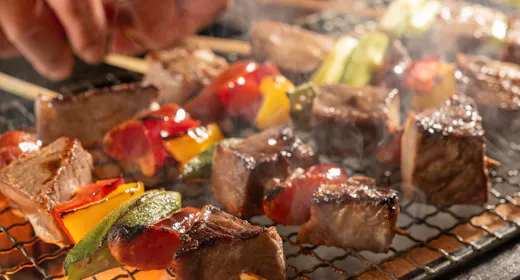 夏のスタミナ肉祭り<ライブキッチンで鹿児島名物肉料理食べ放題><9/30迄>和洋中ビュッフェ2食付
