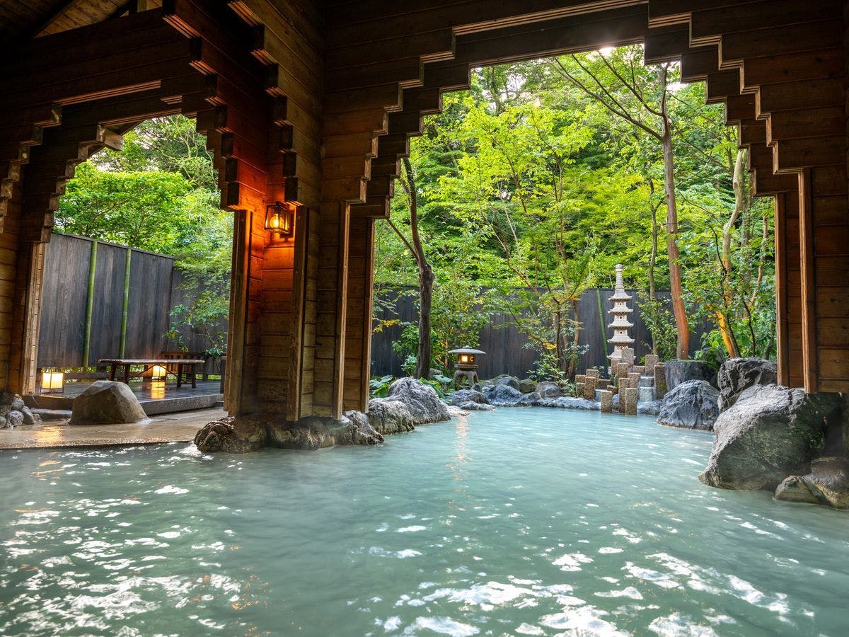 Pemandian luar ruangan utama "Kiri no Yu"