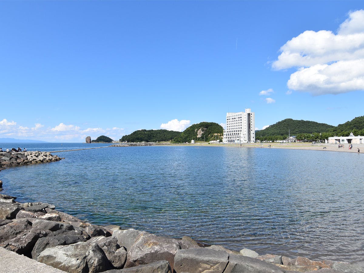 *ชายฝั่งอาซามุชิ / ทิวทัศน์ที่สวยงามพร้อมวิวอ่าวมุทสึ