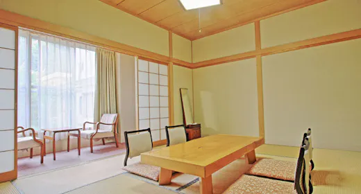 *【庭園側/客室例】畳のお部屋でのんびり