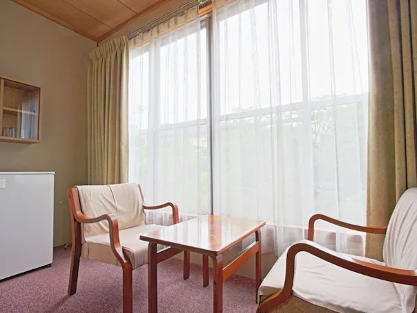 *【庭園側/客室例】畳のお部屋でのんびり