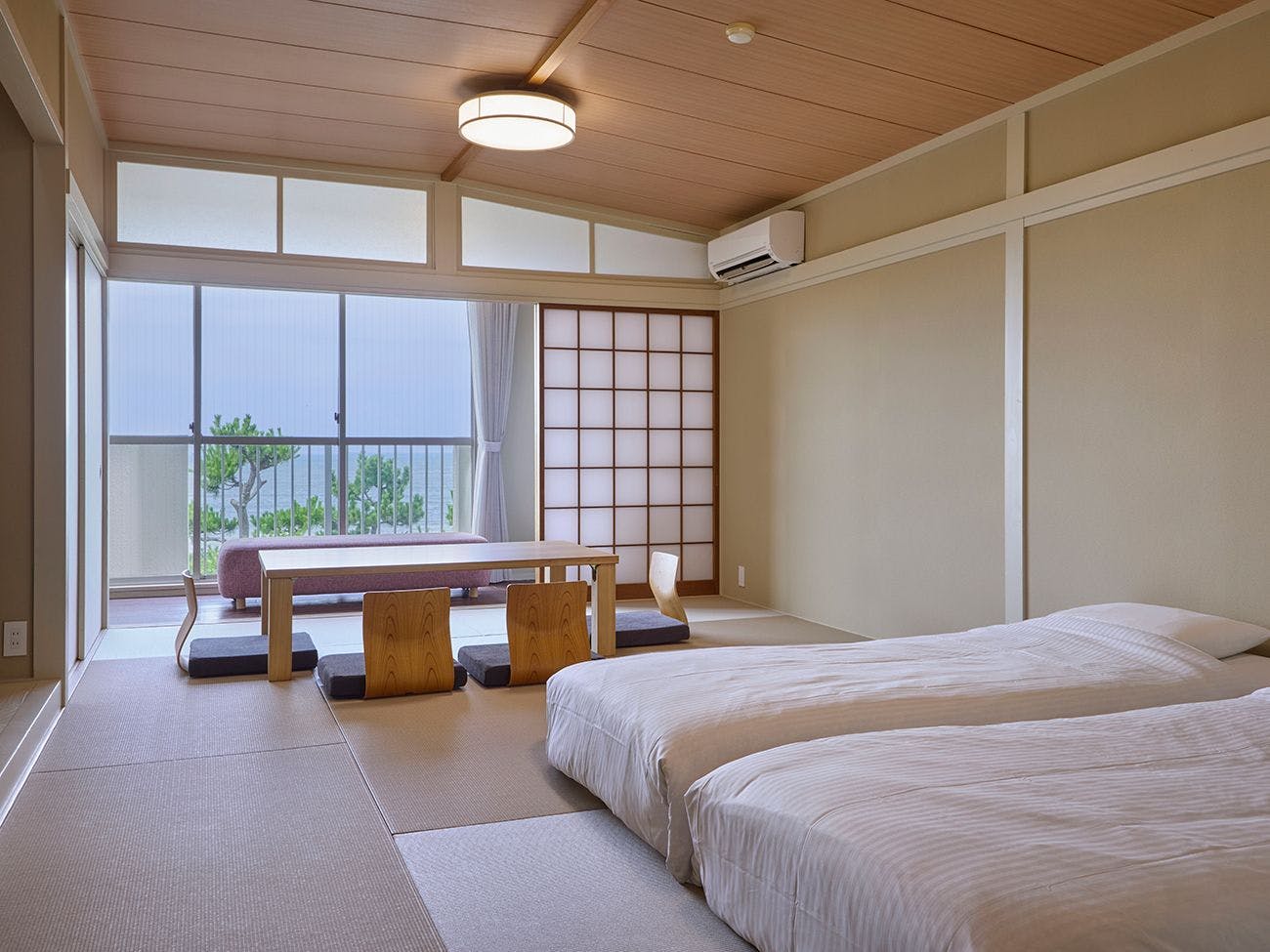ห้องพักแบบญี่ปุ่นขนาดกลาง (12 เสื่อ)