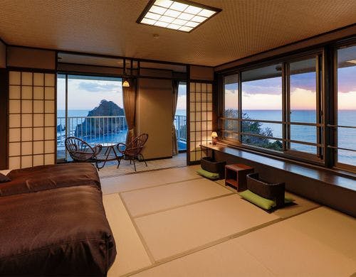 【三四郎島＆駿河湾一望】角部屋12畳+広縁