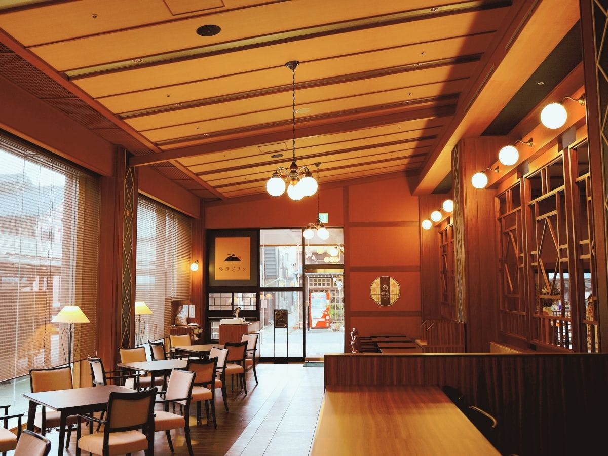 １Ｆ【弥彦MONZENカフェ】