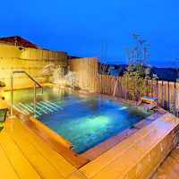 อ่างอาบน้ำกลางแจ้งบนดาดฟ้า โฮโนะคะ