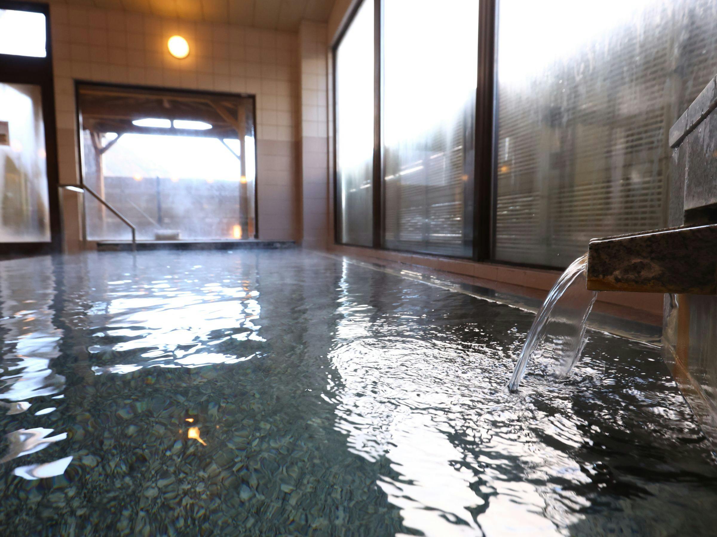 【ねえねの湯（여성 대욕장）】