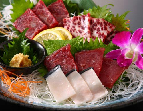 一休　管理画像　鯨の造り盛合せ