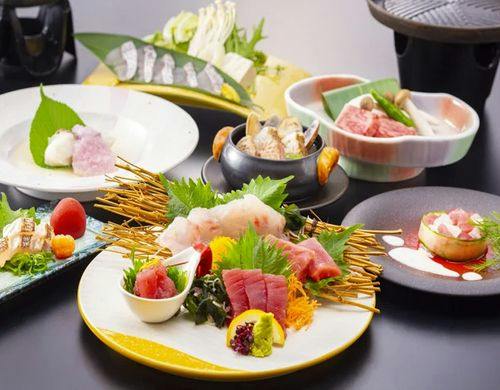 まぐろと桜鯛の旬彩料理「写真は１名盛」