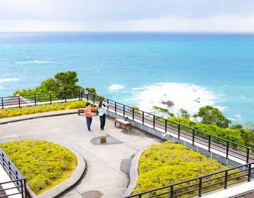 熊野灘を一望できる「空と海のテラス」