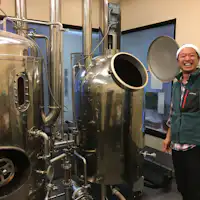 館主とビールプラント