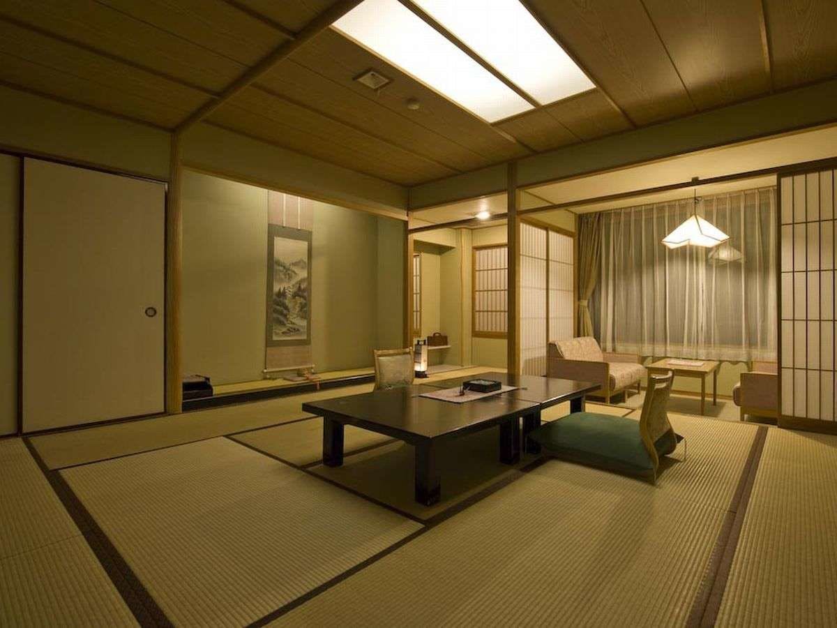 松泉閣花月