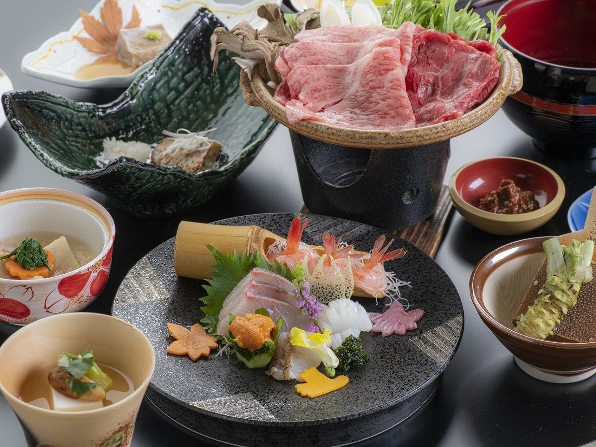 松泉閣花月