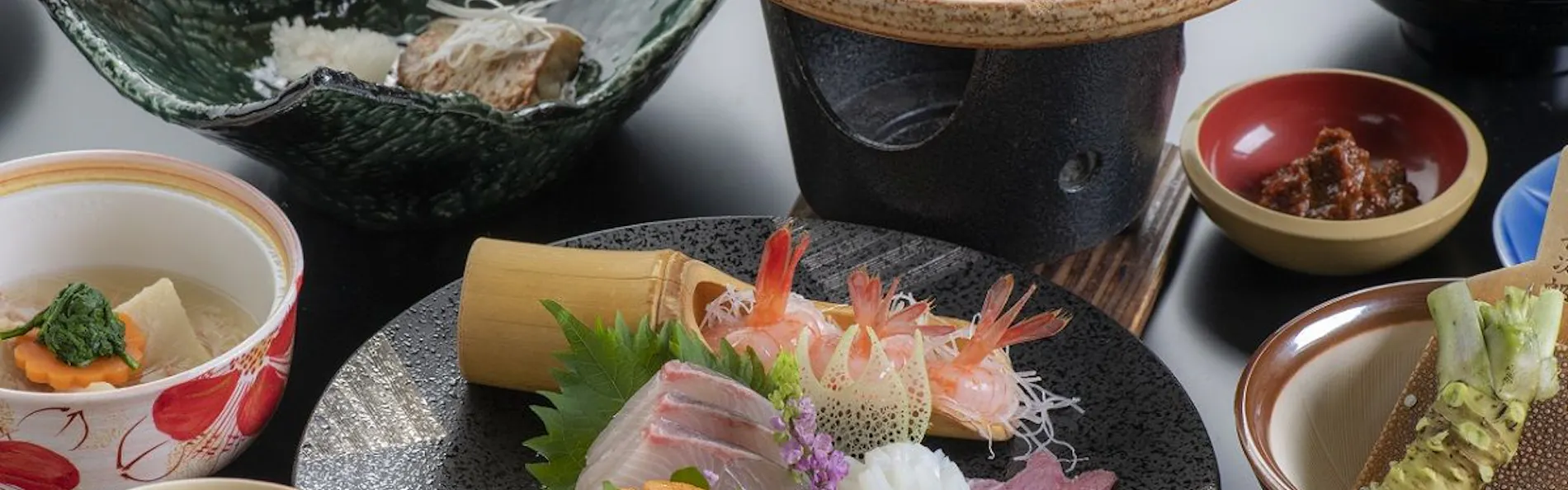 松泉閣花月