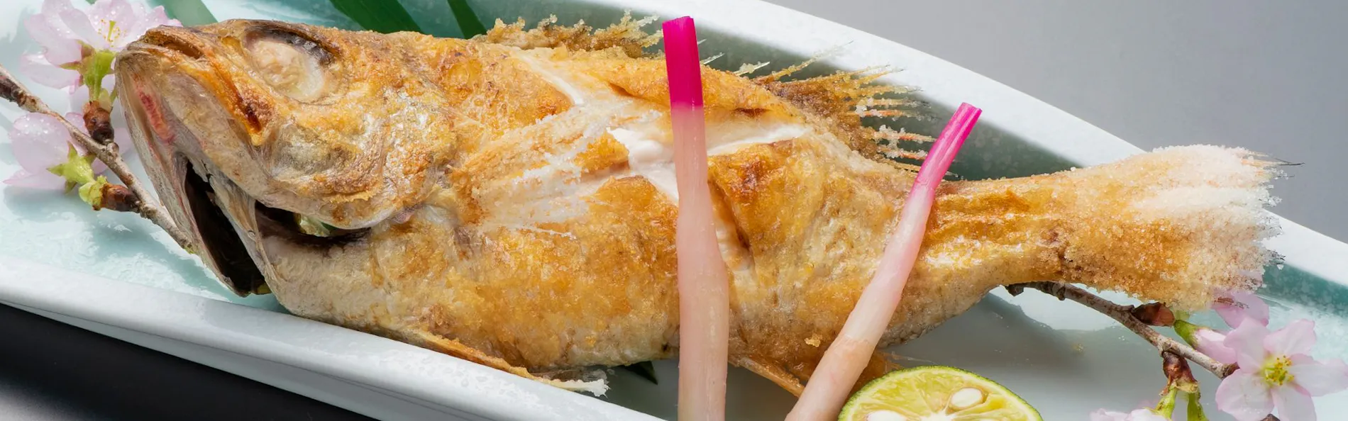 松泉閣花月