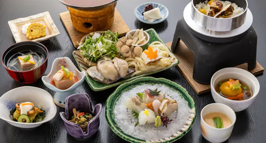 【20:00夕食指定でお得】遅めのご夕食で500円OFF!和食<創作和会席>プラン 駐車場無料!