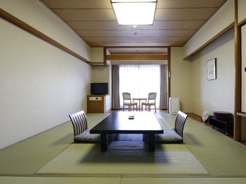 和室10畳 眺望山側