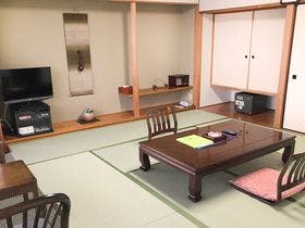 自然と和む　四季の宿　さひめ野