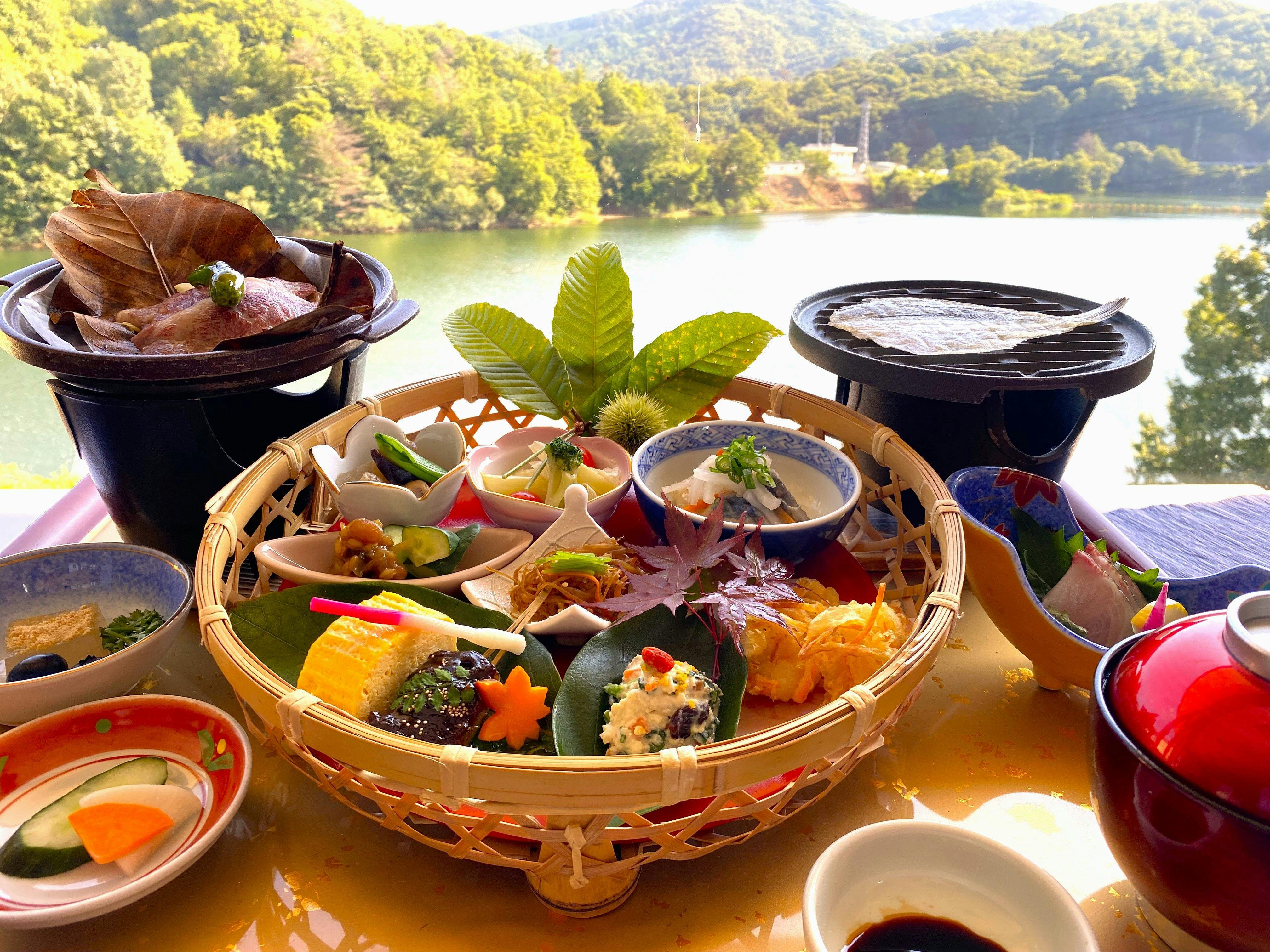 รสชาติที่คิดถึงของแม่ อาหารพื้นบ้าน.