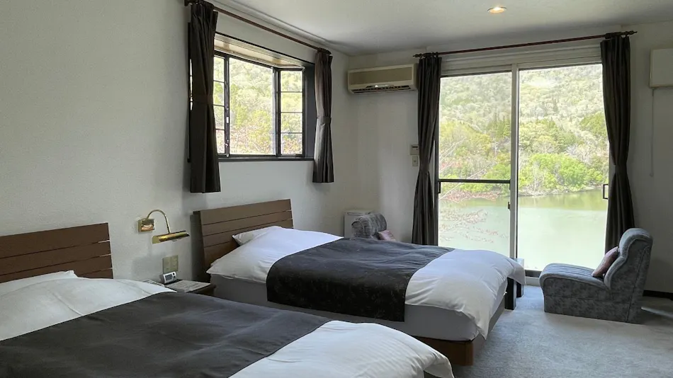 Hotel Hakuryuko Resort