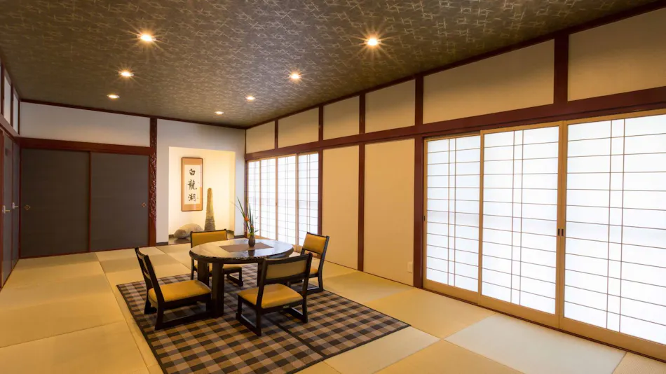 Hotel Hakuryuko Resort