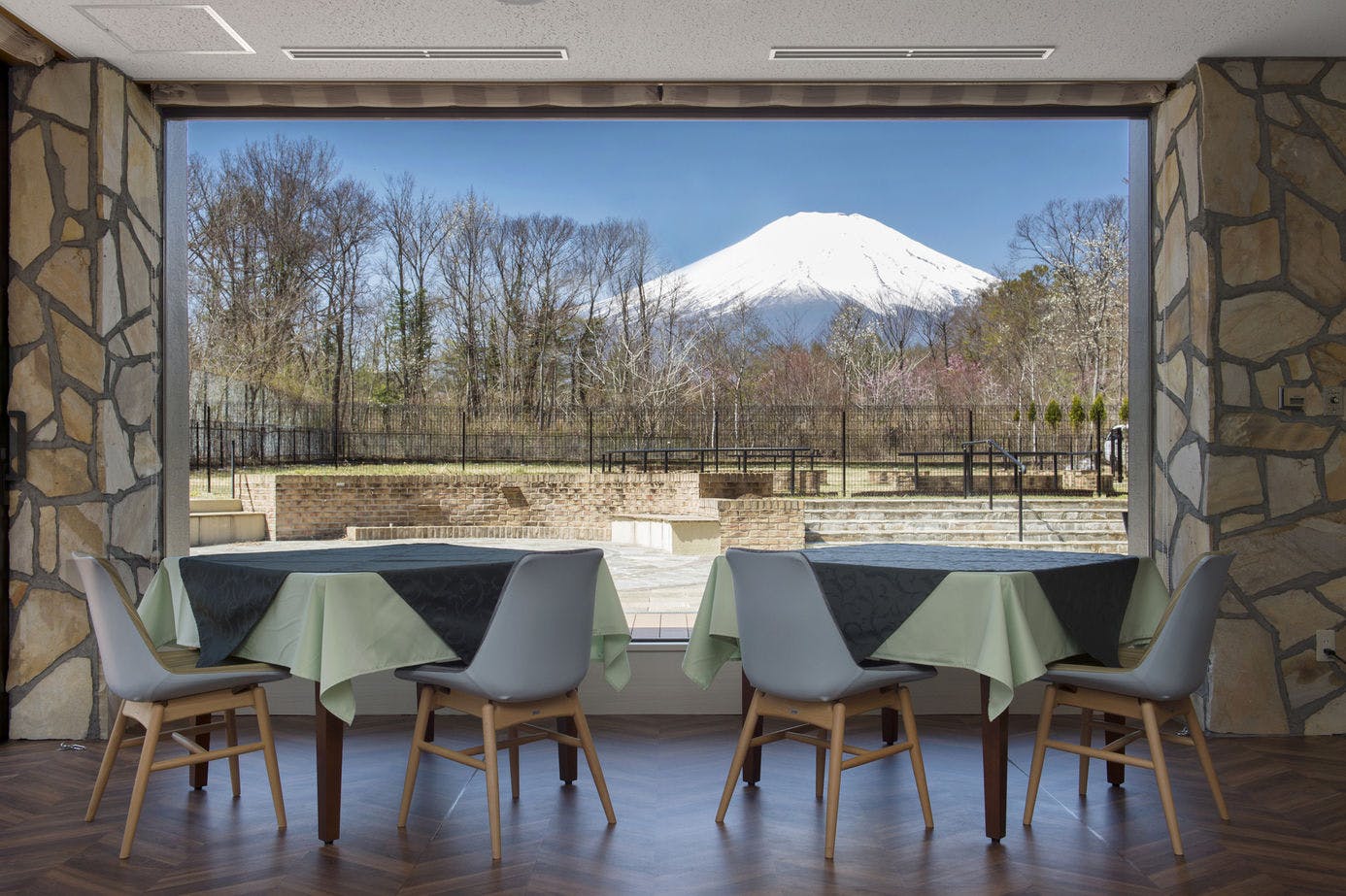 わんわんパラダイス プレミア 山中湖（旧：Wan's Resort 山中湖）