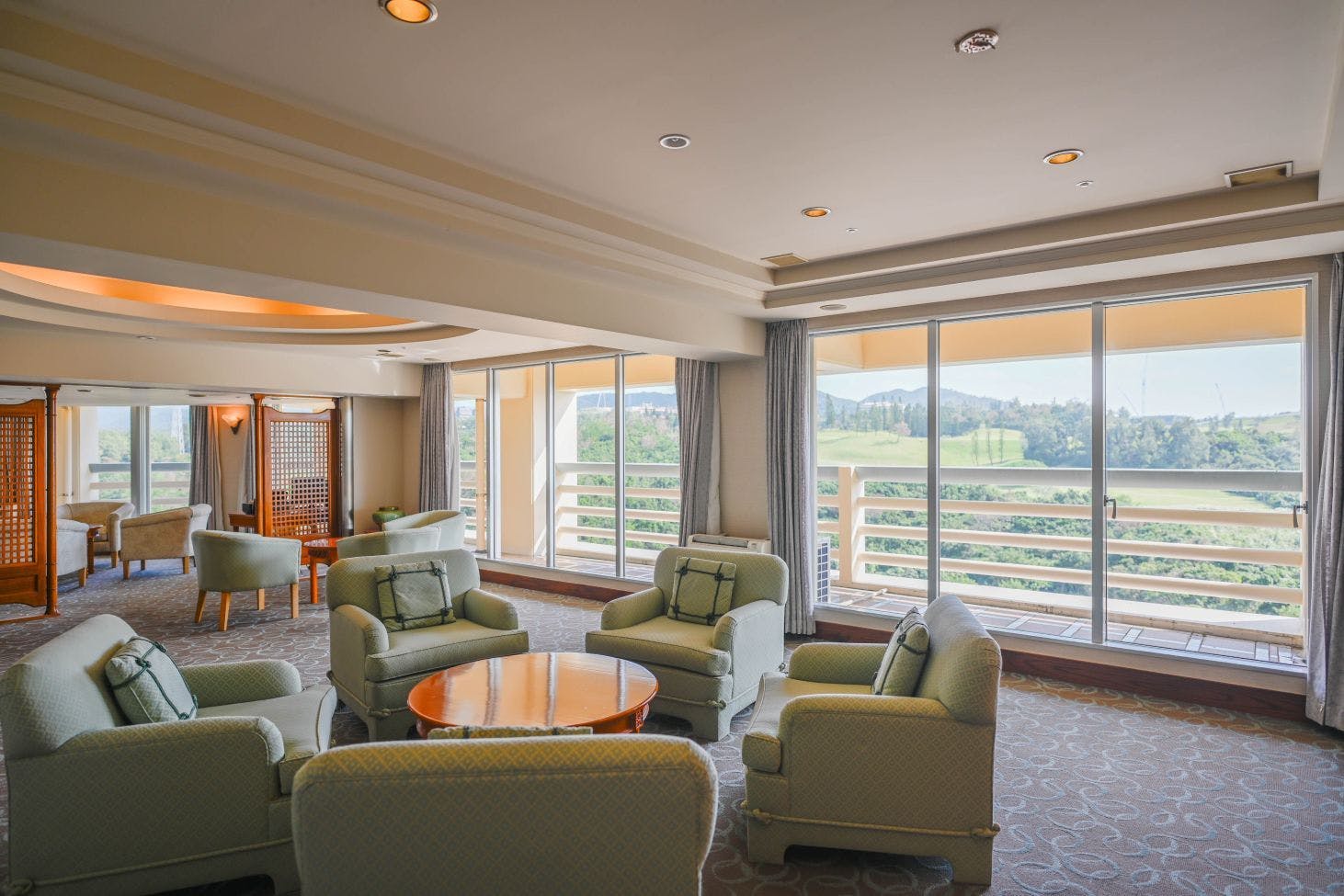 リザンシーパークホテル谷茶ベイ Yahoo 2025 春夏秋 6階以上確約・10階ラウンジ付 特選プラン 朝食と夕食付 オーシャン