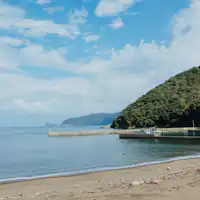 ชายหาดในวันที่แดดจ้า