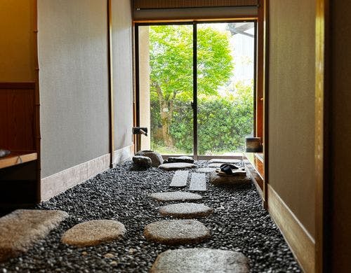 貴賓室「胡蝶」玄関