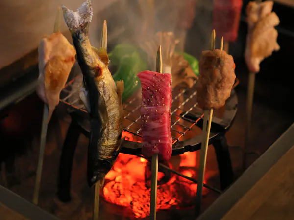 【グレードアップ】<1泊2食>地元但馬牛料をプラス、天然温泉と囲炉裏焼きを愉しむ「囲炉裏満喫プラン」