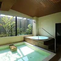 Pemandian Air Panas "Kifune"