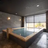 【น้ำพุร้อนขนาดใหญ่】