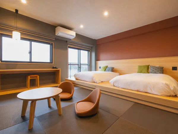 【モダンツイン】