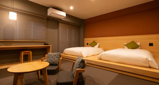 【モダンツイン】