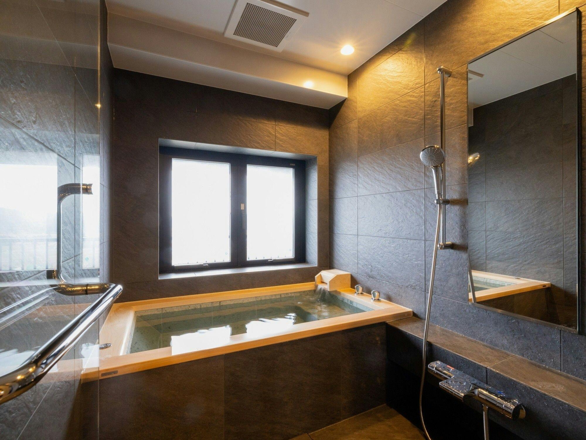 【スイートルーム】