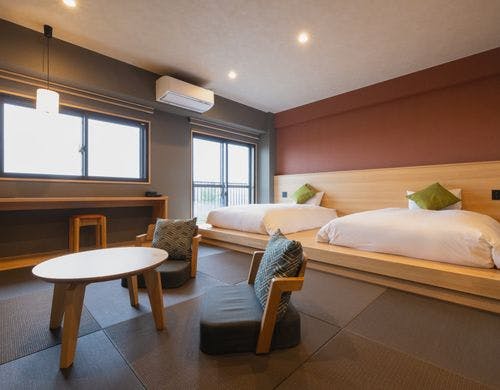 【モダンツイン】