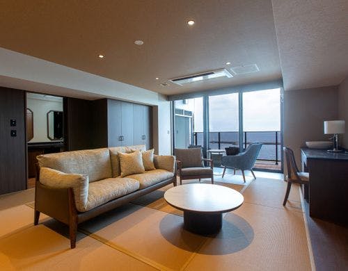 【禁煙】/定員３名